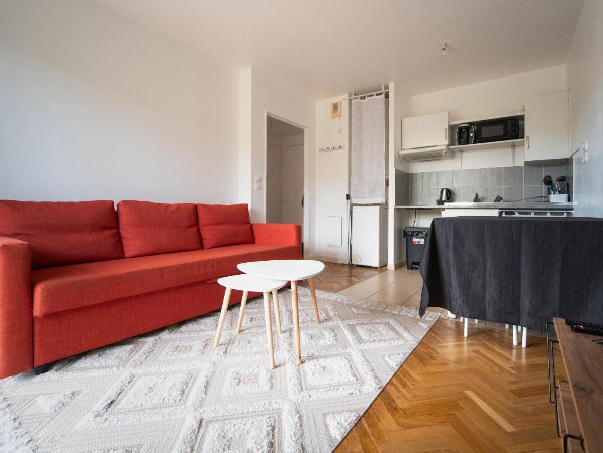 Appartement 10 Mins Disneyland - Jardin Et Parking Montevrain Exterior photo