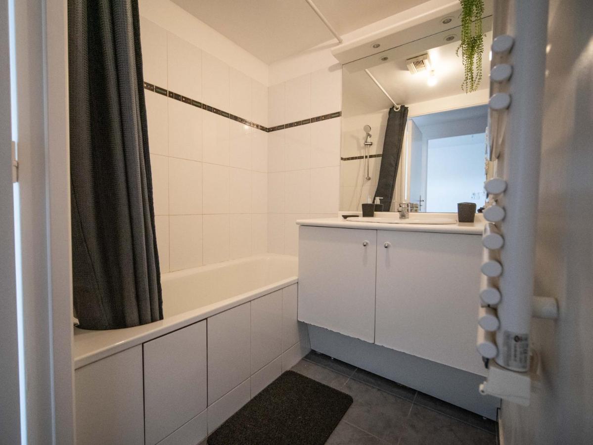Appartement 10 Mins Disneyland - Jardin Et Parking Montevrain Exterior photo