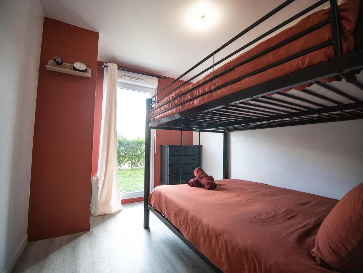 Appartement 10 Mins Disneyland - Jardin Et Parking Montevrain Exterior photo
